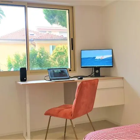 Yellow Design Plages & Hyper Centre Juan-les-pins Apartment *