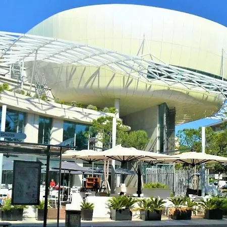 Yellow Design Plages & Hyper Centre Juan-les-pins Antibes